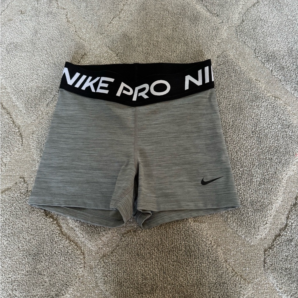 nike pros
